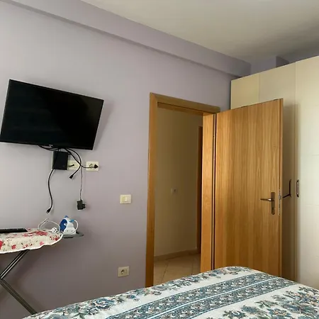 Seafront Taulantiasquareapt Appartement Durrës
