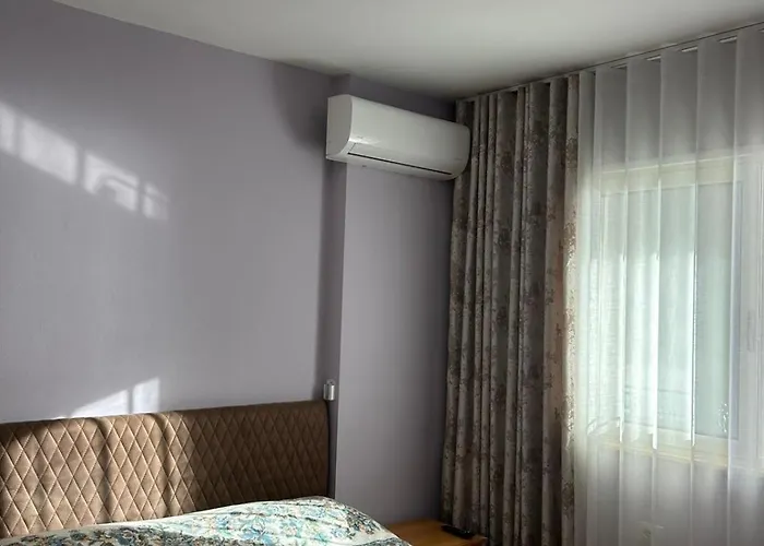 Seafront Taulantiasquareapt Apartament